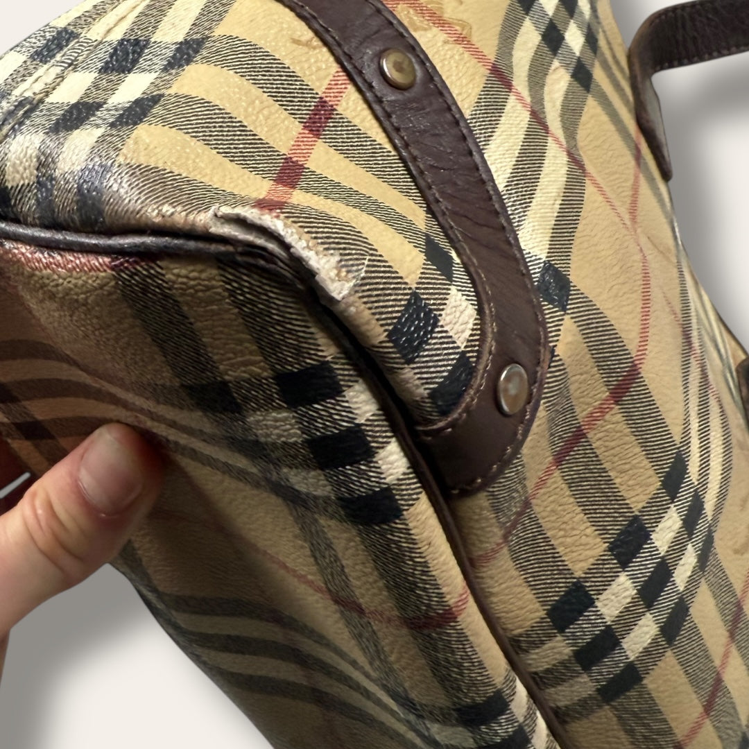 Burberry bag beige