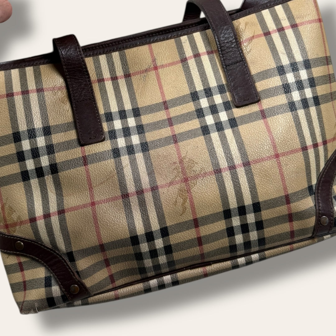 Burberry bag beige