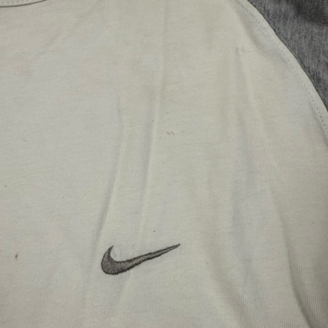 Nike 00’s longsleeve white/grey - large