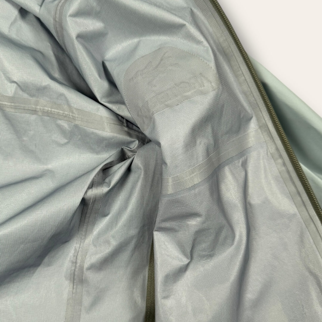 Arc’teryx beta SL jacket grey - Medium