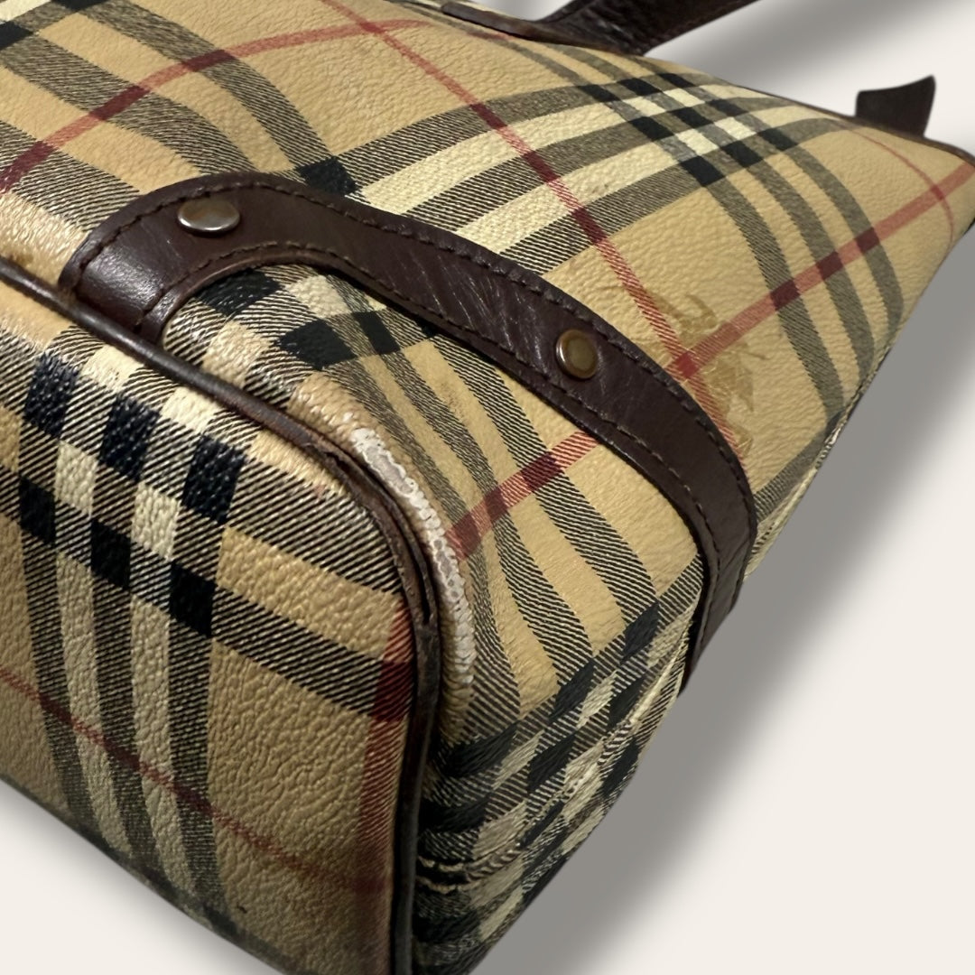 Burberry bag beige
