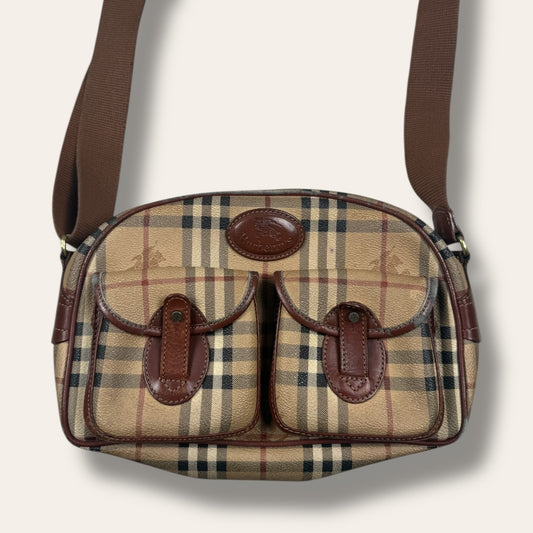 Burberry shoulder bag beige