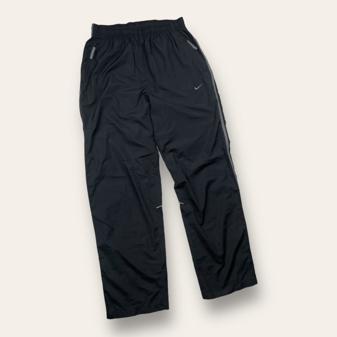 Nike 00’s trackpants black - Medium