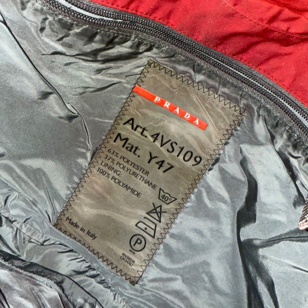 Prada sport messengerbag red