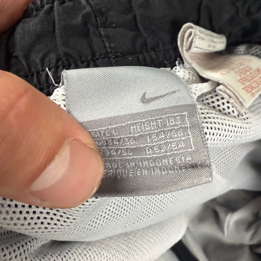 Nike 00’s Shorts black - Large