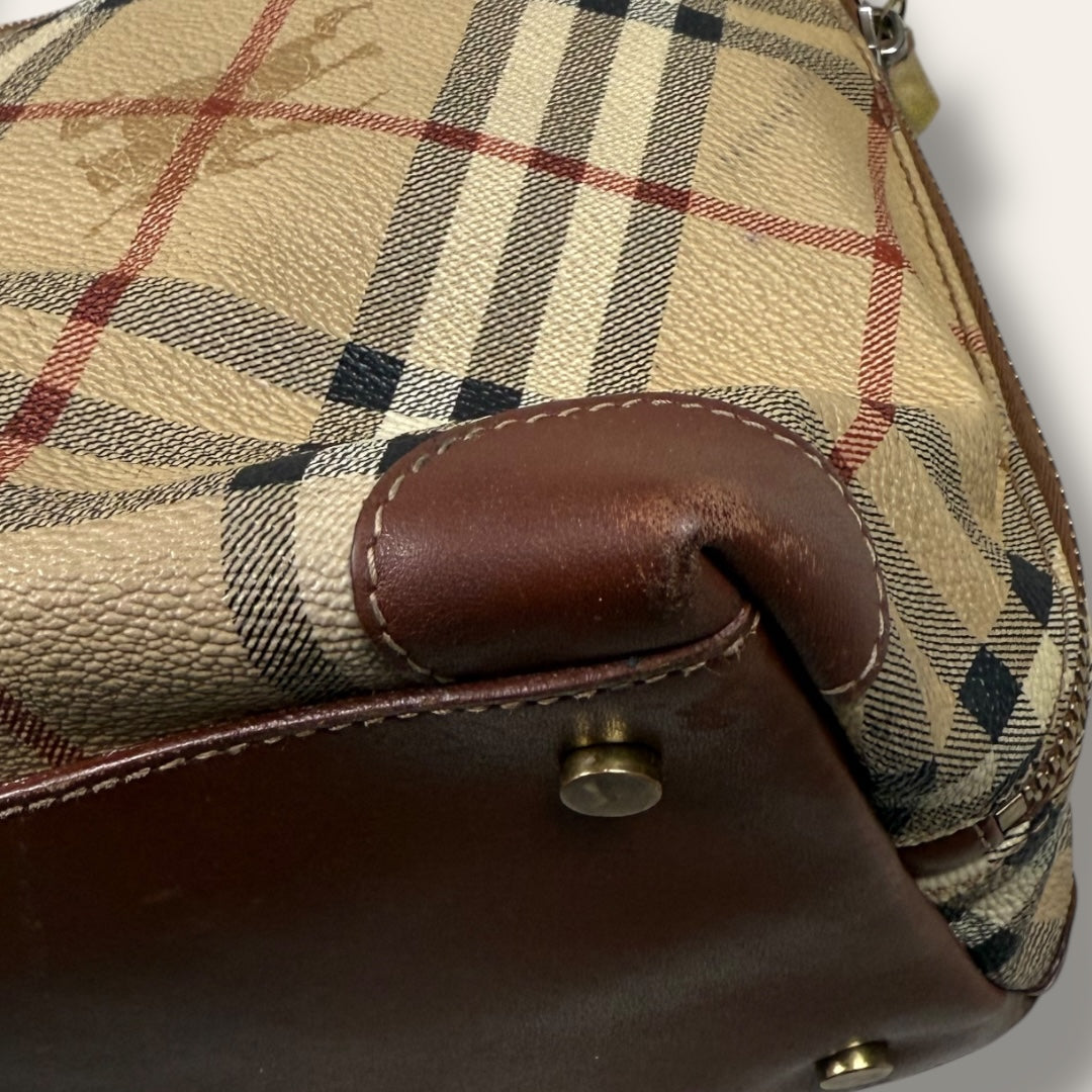 Burberry bag beige