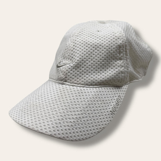 Nike 00’s cap white