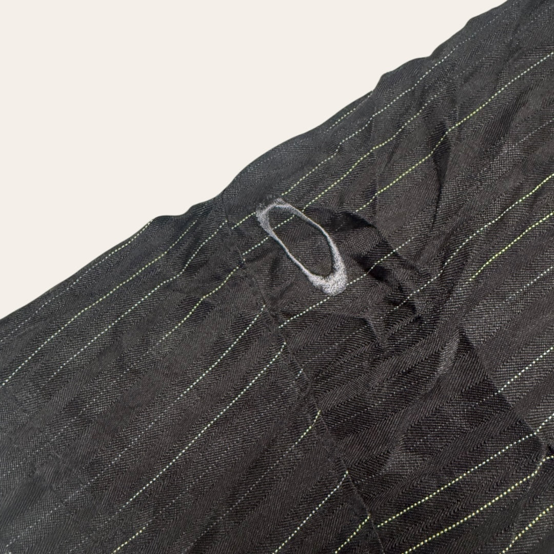 Oakley shorts - 36 (Large/Extra large)