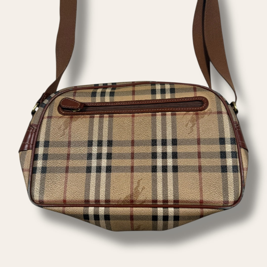 Burberry shoulder bag beige