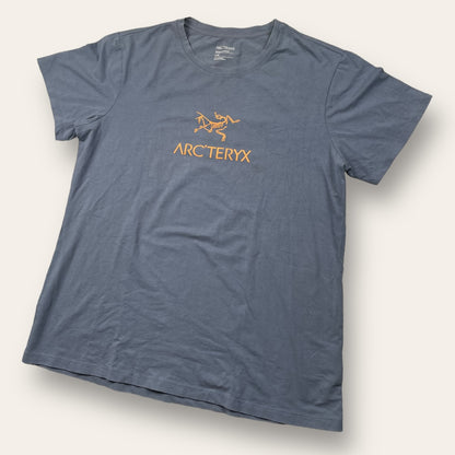 Arc’teryx tee - Medium