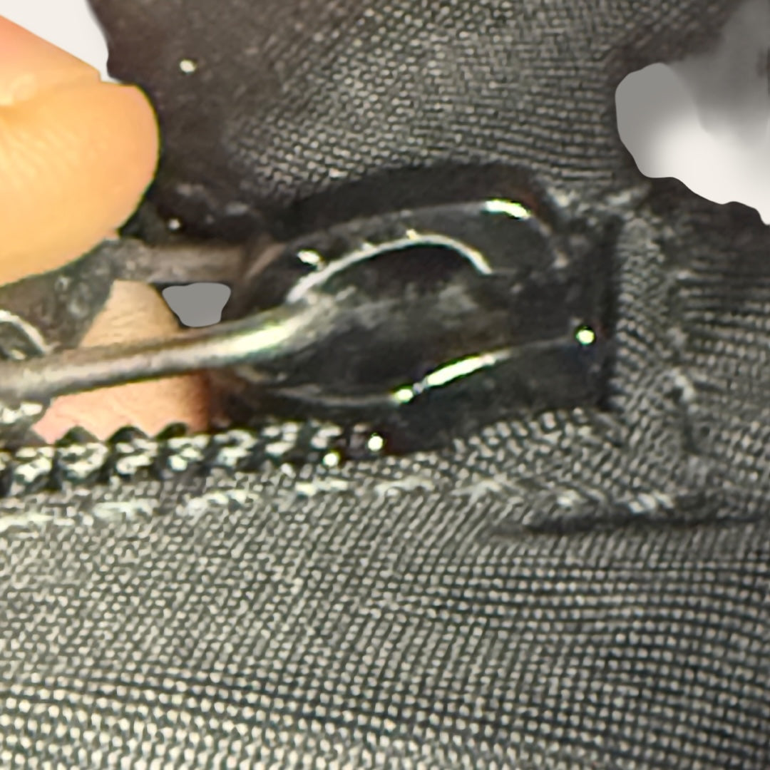 Gucci canvas black grey business bag