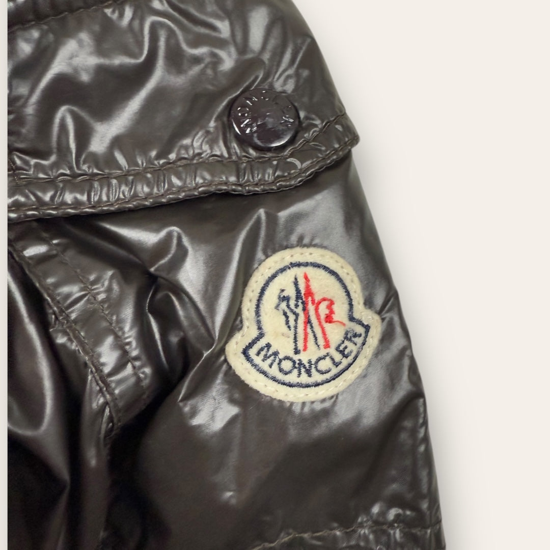 Moncler down jacket brown - Medium