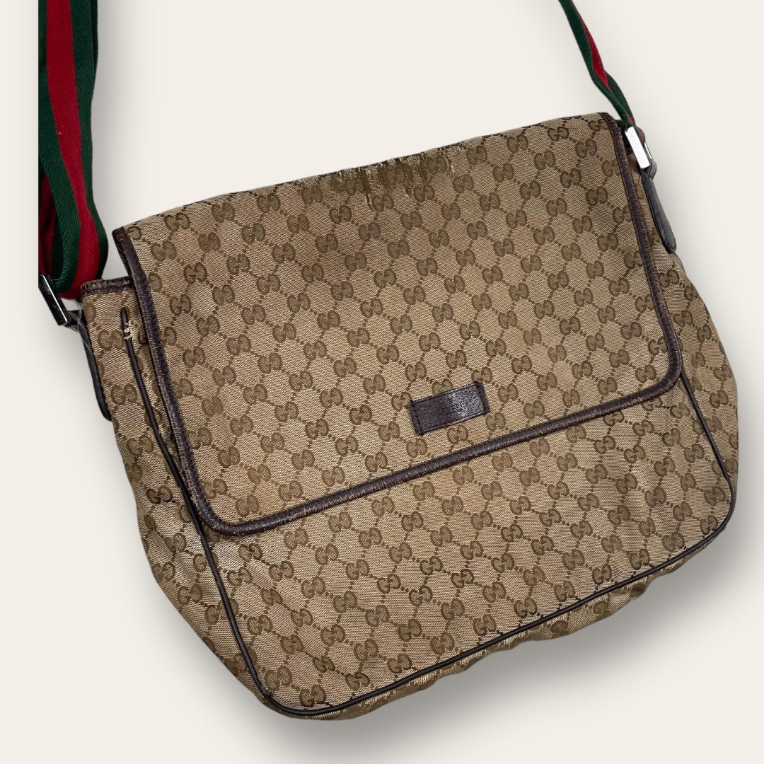 Gucci shoulder bag