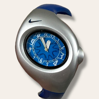Nike 00’s watch blue