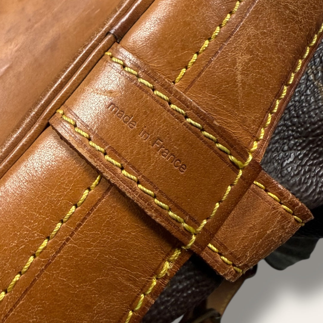 Louis vuitton bucket bag