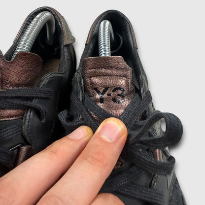 Y-3 low top sneakers black/bronze - 42,5