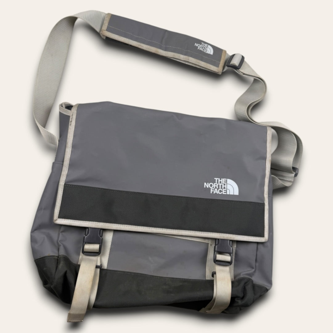 The north face messenger bag grey