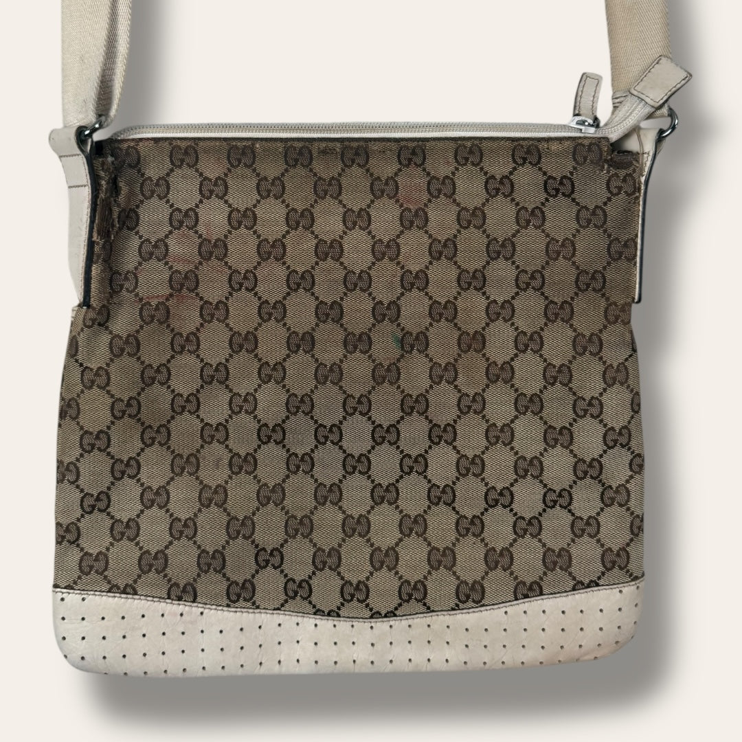 Gucci canvas shoulder bag creme