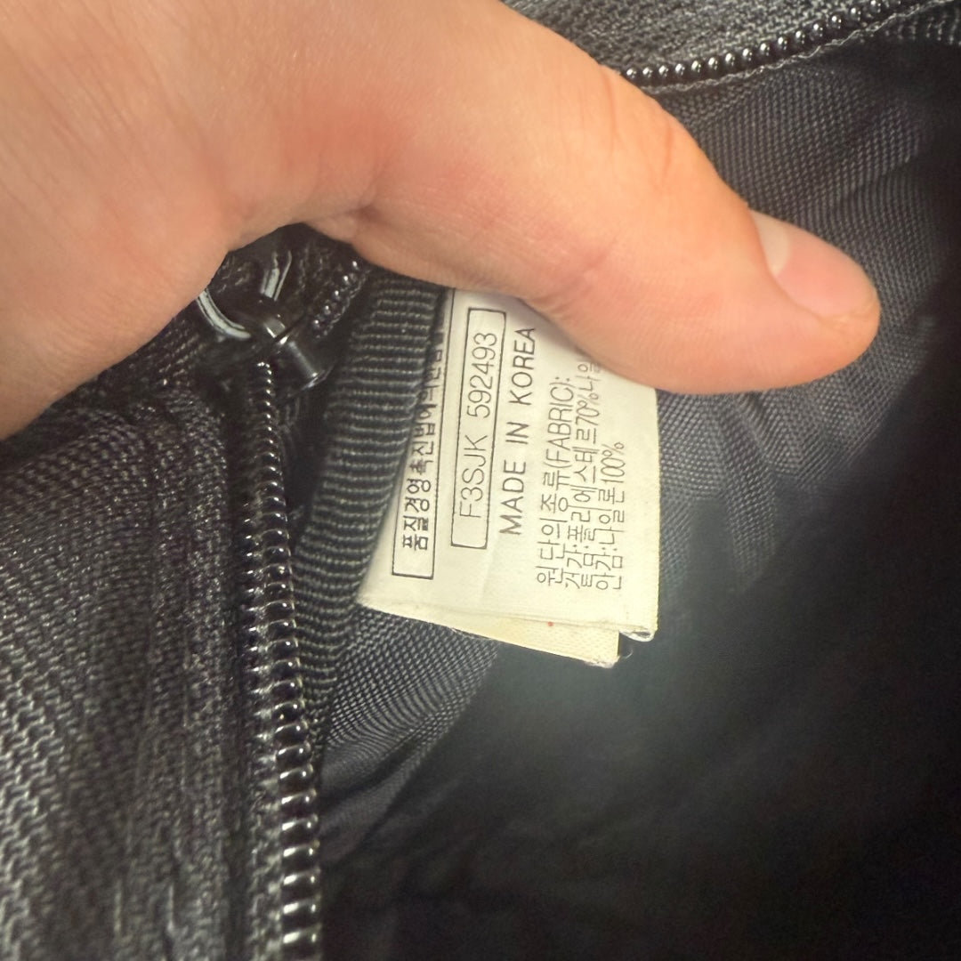 Nike 00’s shoulder bag