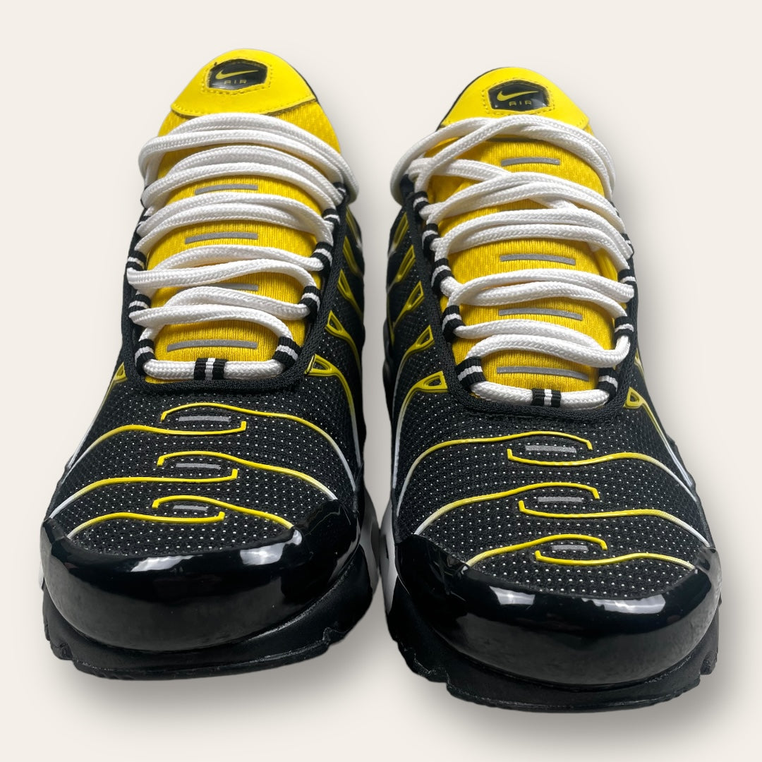 Nike air max plus tn black tour yellow 41 Levvs Locker