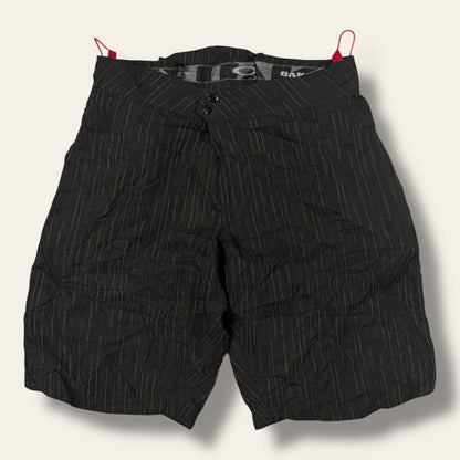 Oakley shorts - 36 (Large/Extra large)