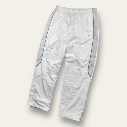 Nike parachute trackpants white - Large