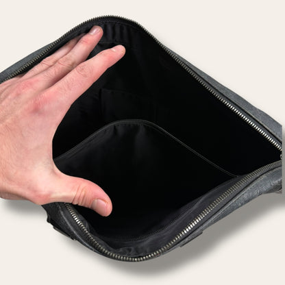 Gucci canvas black grey business bag