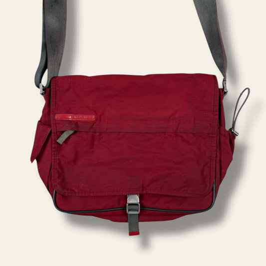 Prada sport messengerbag red