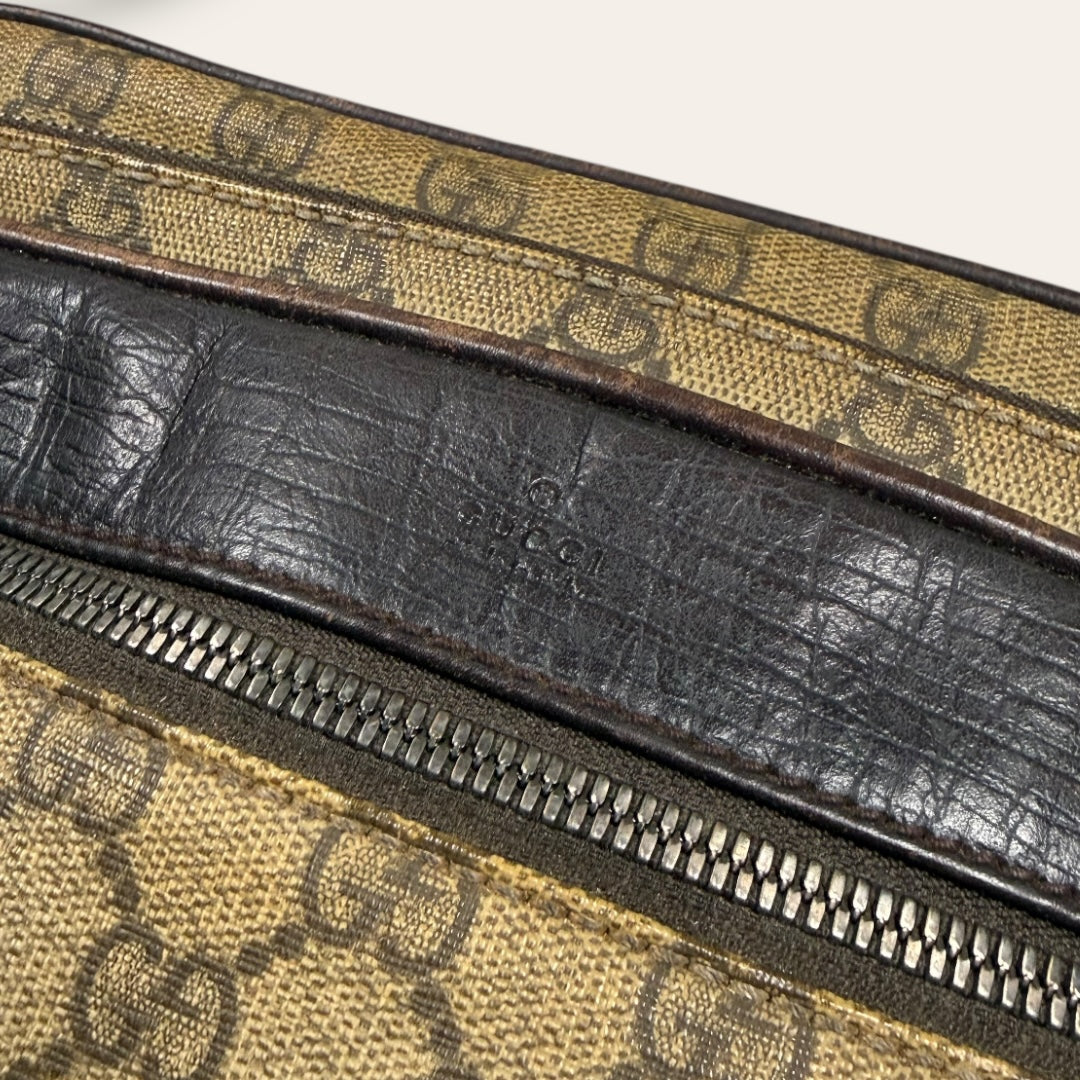 Gucci canvas shoulder bag