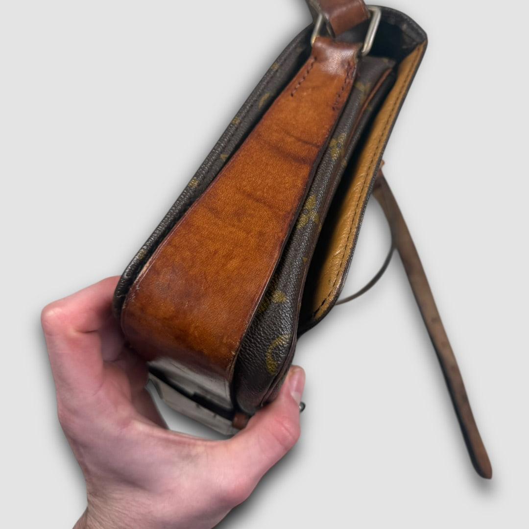 Louis Vuitton Cartouchière GM