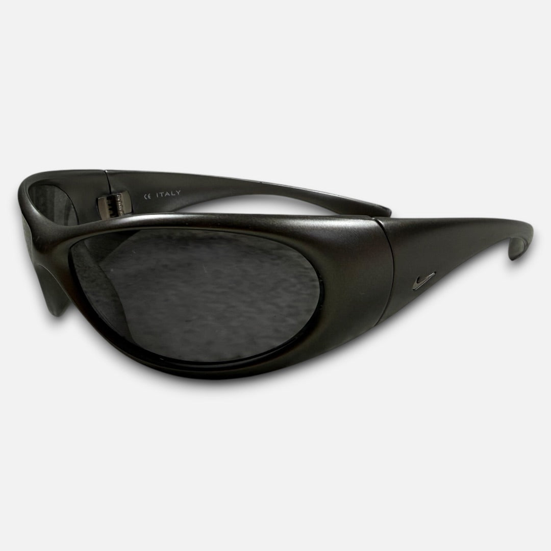Nike 00’s glasses grey