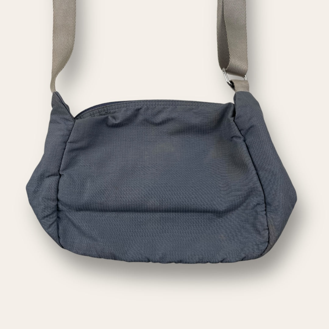 Nike 00’s shoulder bag grey/blue