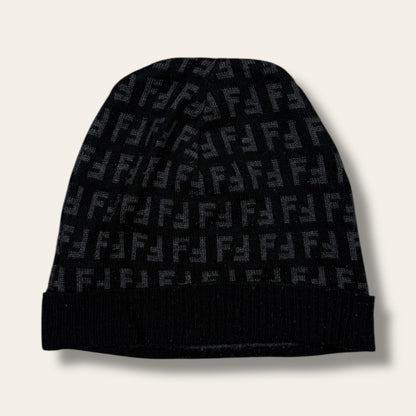 Fendi set scarf/hat
