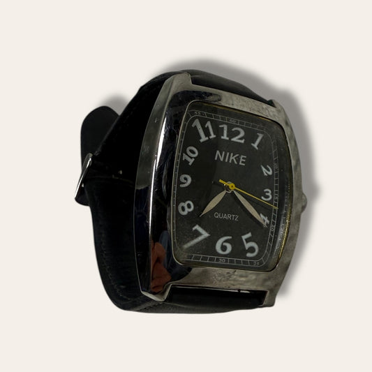 Nike watch black