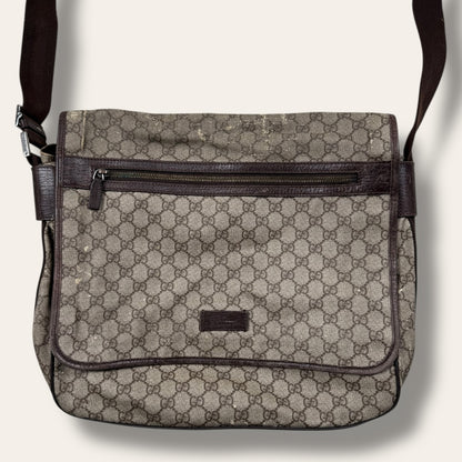 Gucci canvas messenger bag