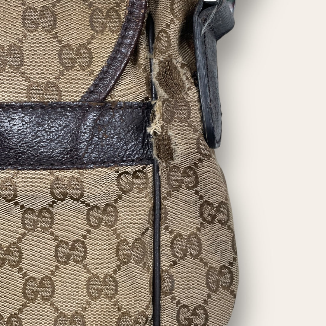 Gucci shoulder bag