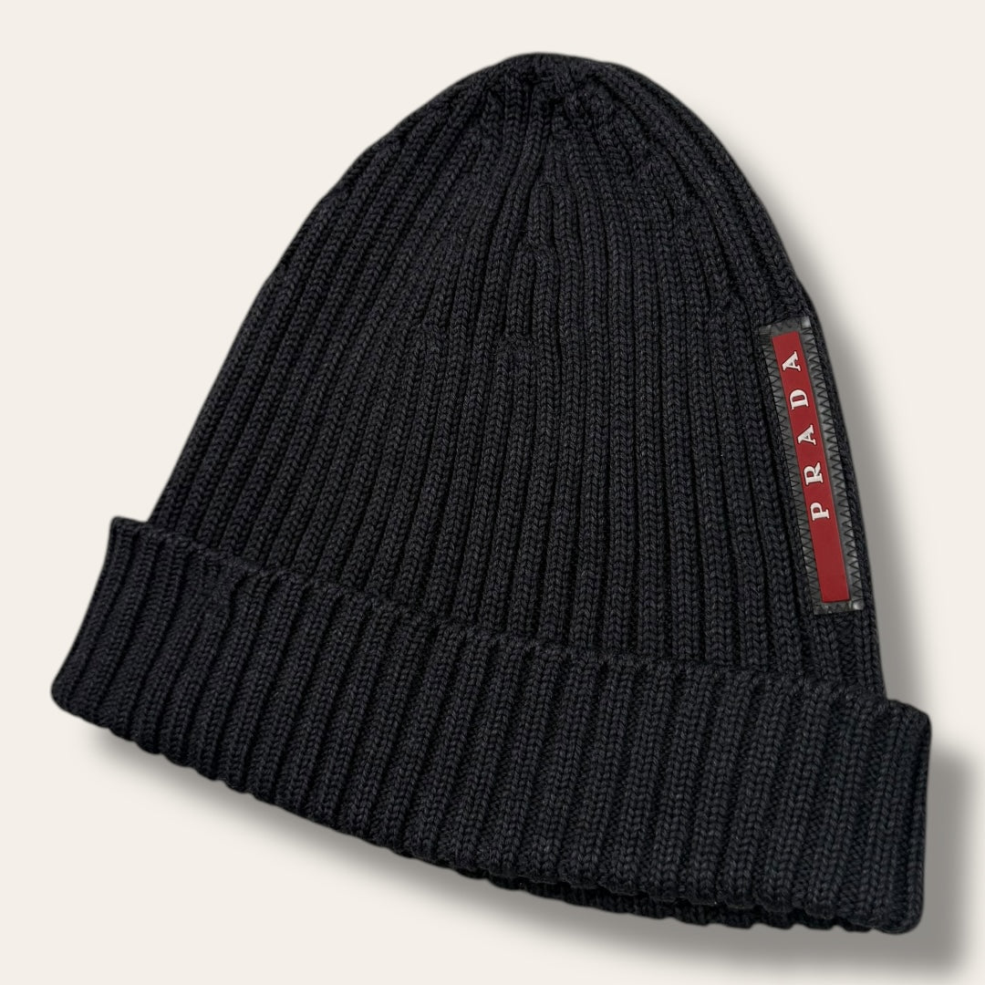 Prada hat dark grey