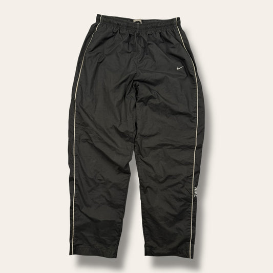Nike 00’s trackpants black - Medium