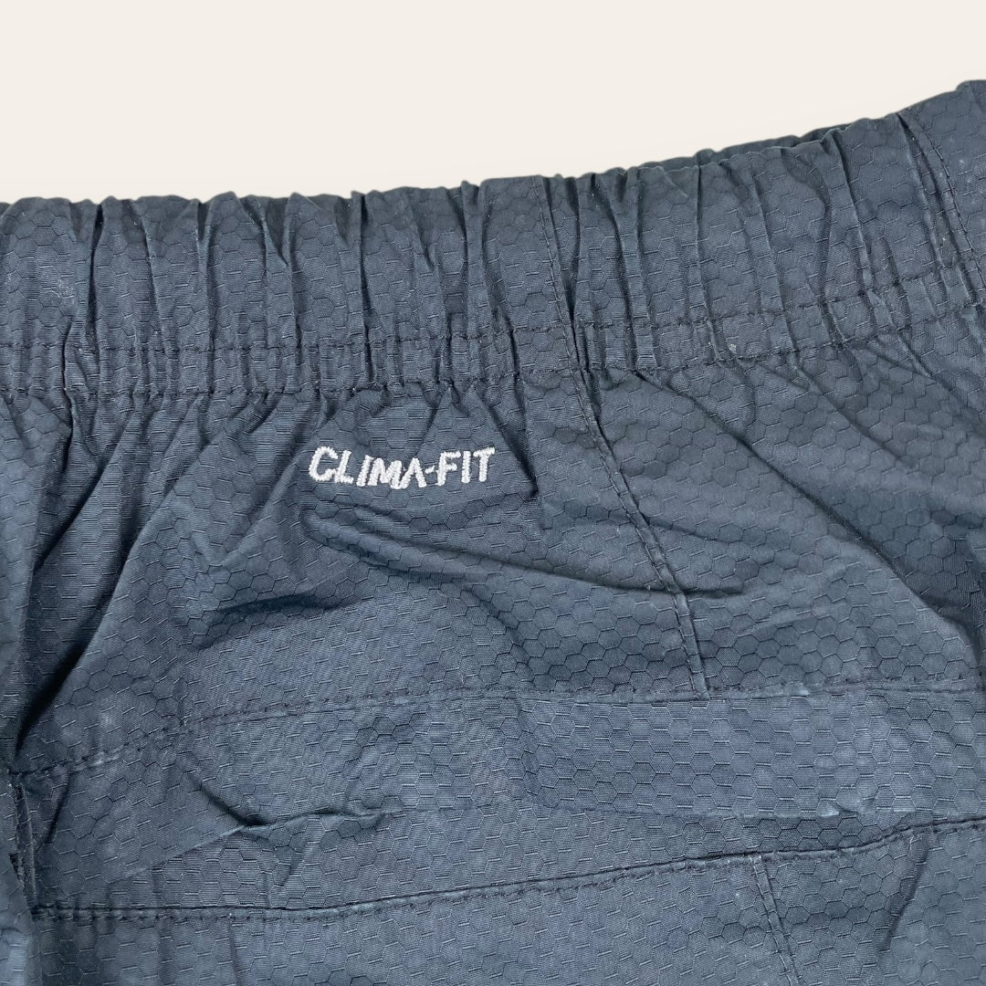 Nike clima-fit trackpants black - medium