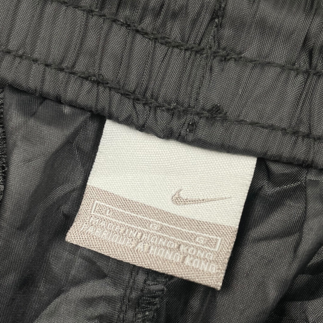 Nike 00’s trackpants black