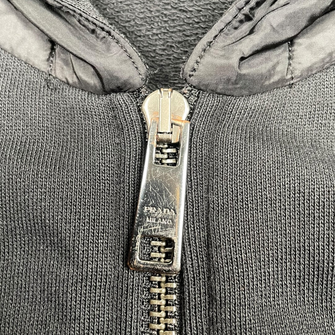 Prada zip-up hoodie - Large