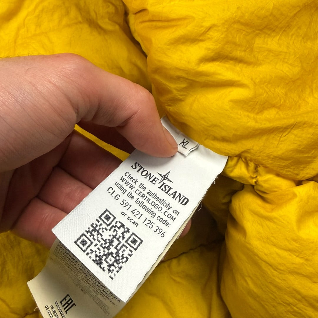 Stone Island garment Dyed Crinkle reps NY down Gilet yellow - extra large
