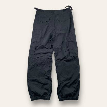 Nike 00’s cargopants black