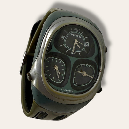 Nike TRIAX watch green