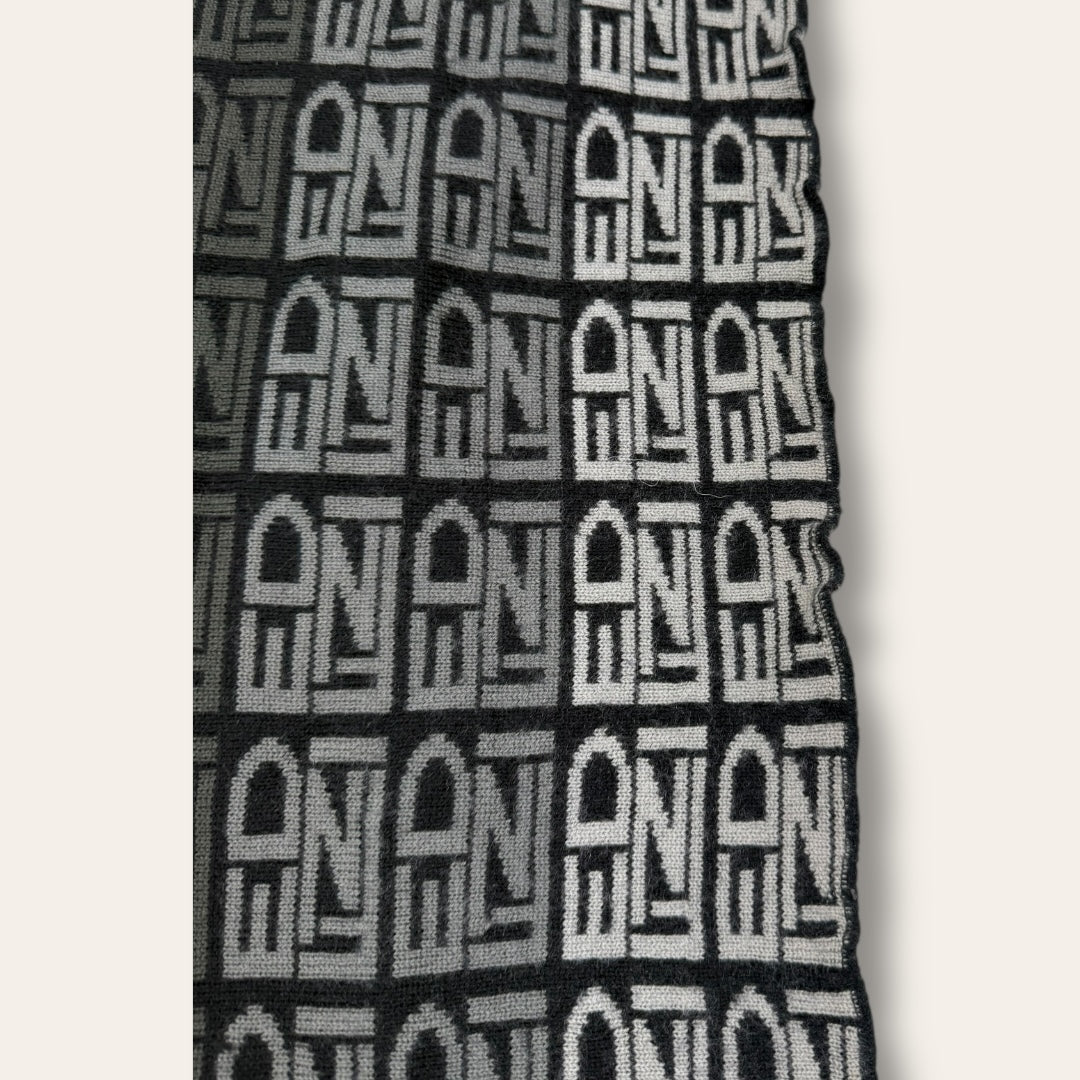 Fendi scarf grey/black