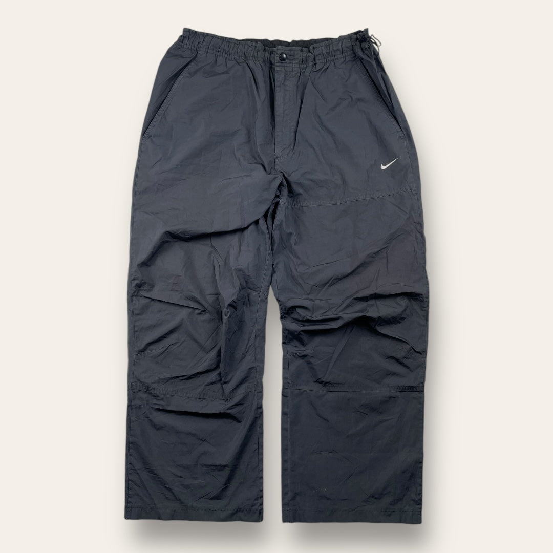 Nike 00’s trackpants black - Small