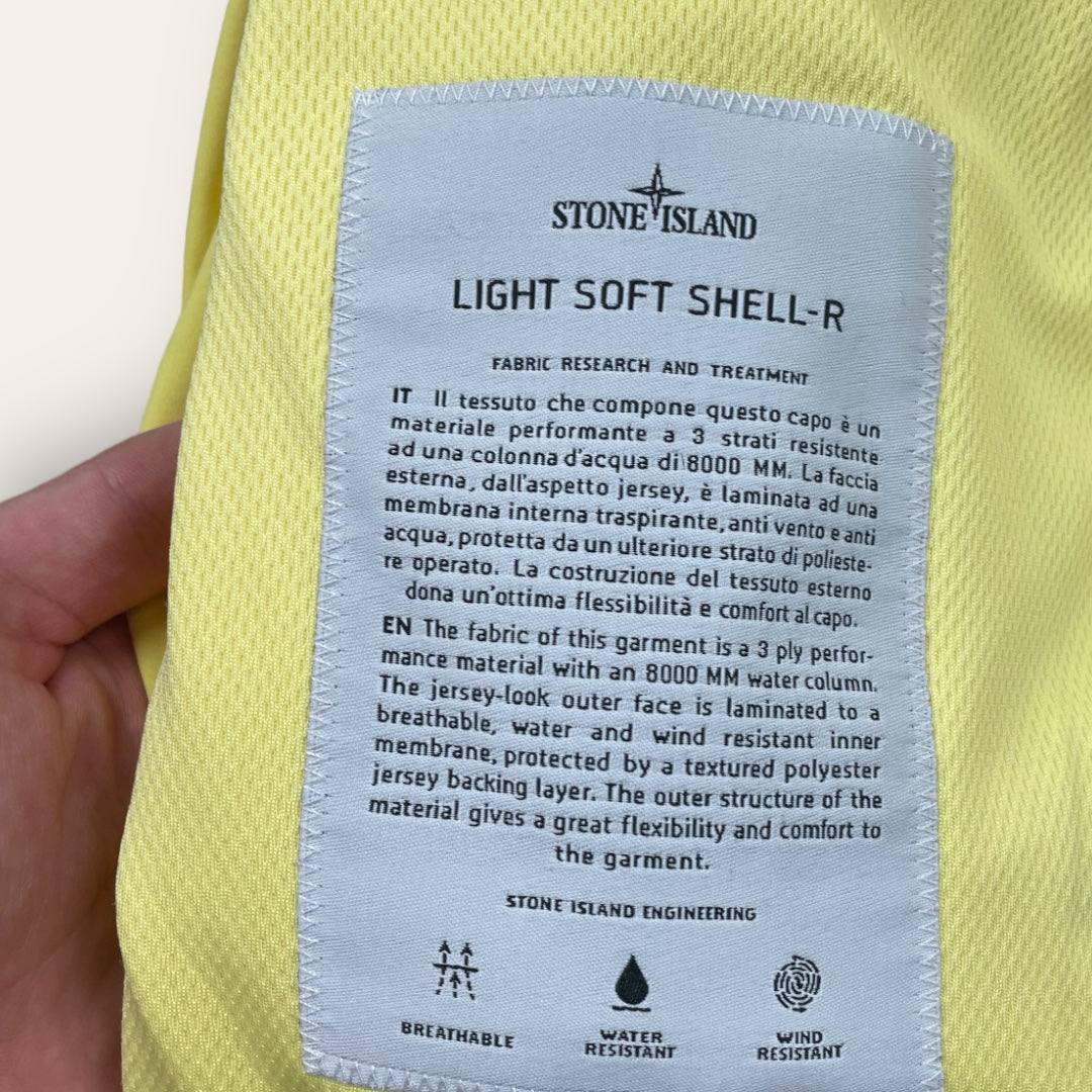 Stone Island light shoft shell-r neon yellow