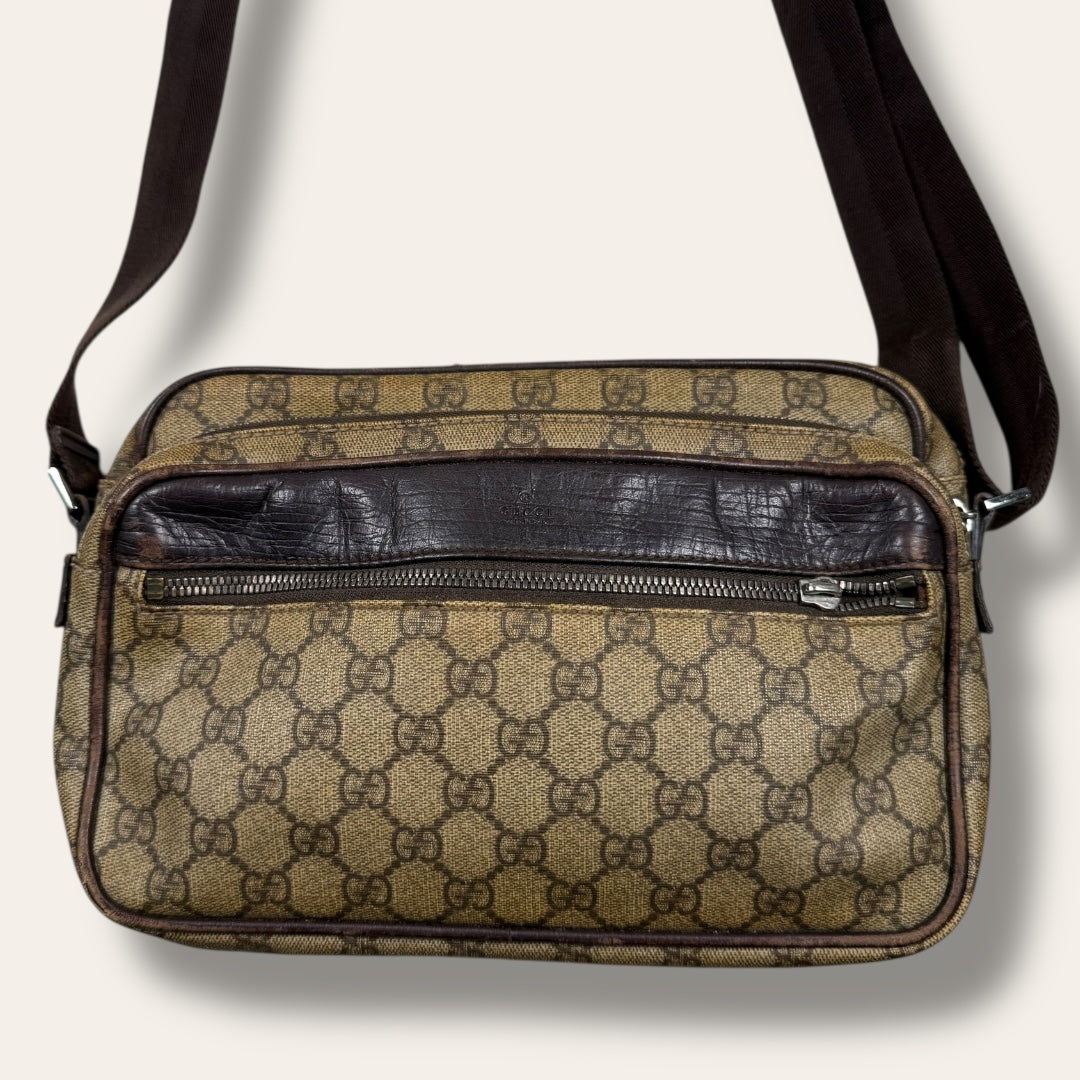 Gucci canvas shoulder bag